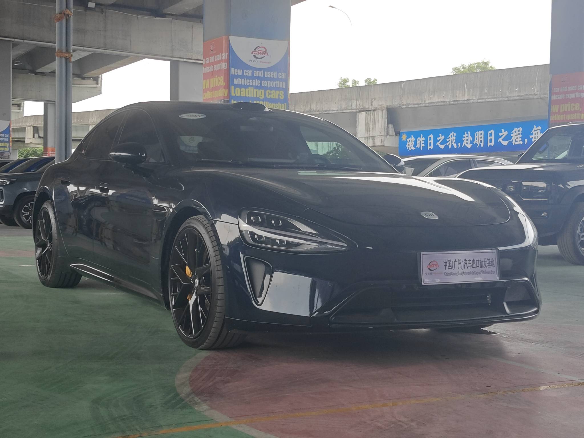 2024 Xiaomi Auto SU7四驱超长续航高阶智驾Max版800KM
