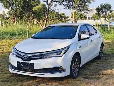 Toyota Corolla Hybrid E+ thumbnail 3