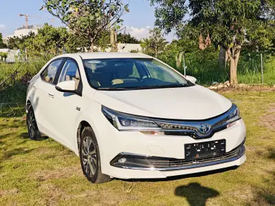 Toyota Corolla Hybrid E+ thumbnail 1