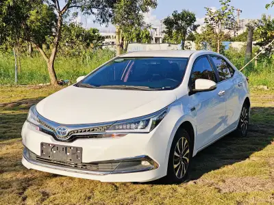 Toyota Corolla Hybrid E+ thumbnail 3