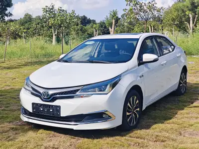 Toyota Corolla Hybrid E+ thumbnail 3