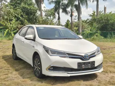 Toyota Corolla Hybrid E+ thumbnail 1